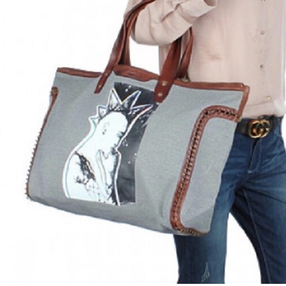 Leather trim. LIEBESKIND Berlin reversible tote bag.